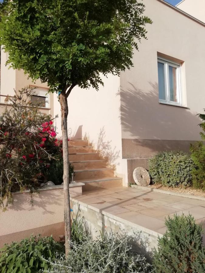 Apartment Dandelion Brela Exterior foto